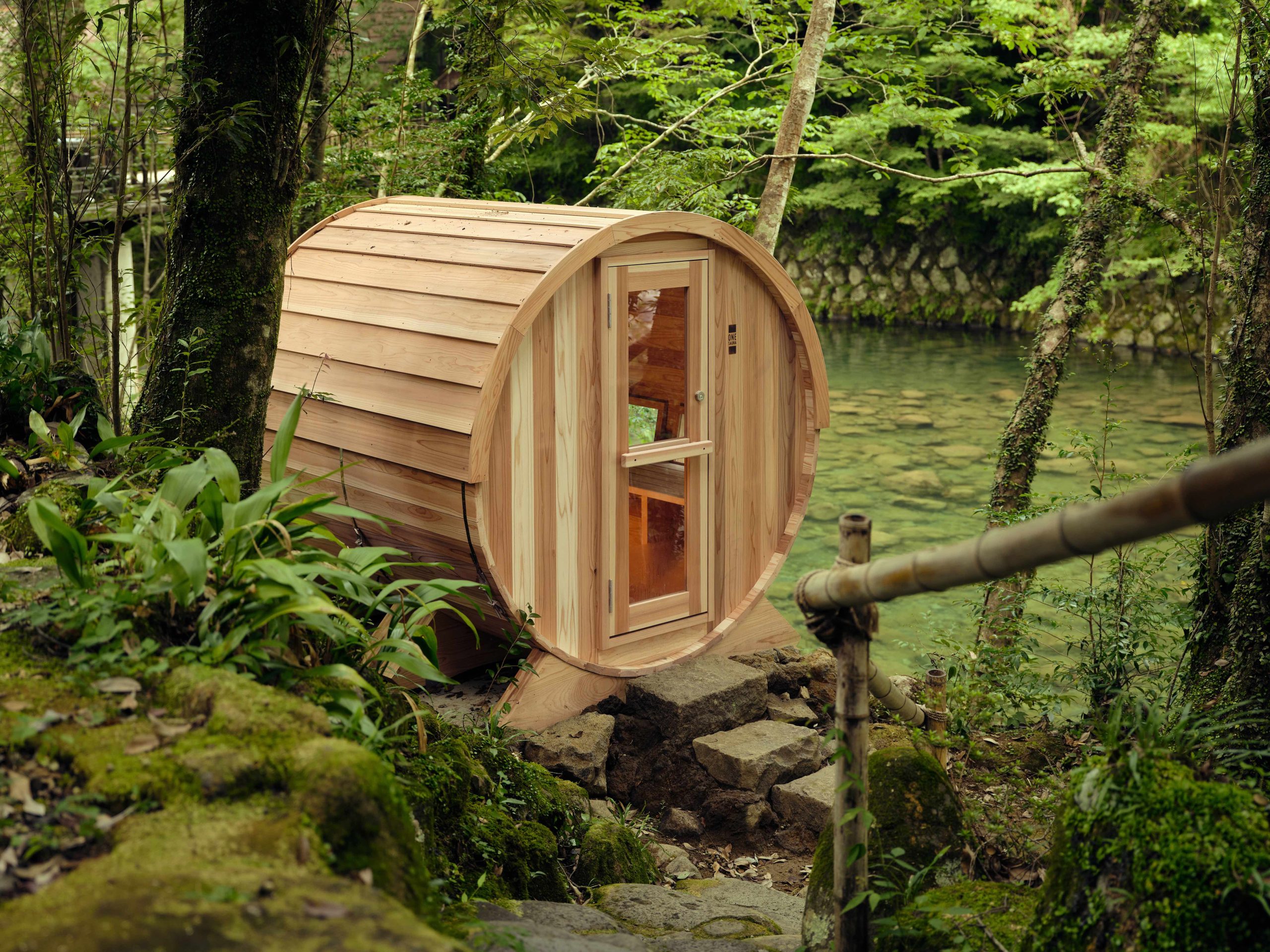 おちあいろうのお風呂・川辺サウナ