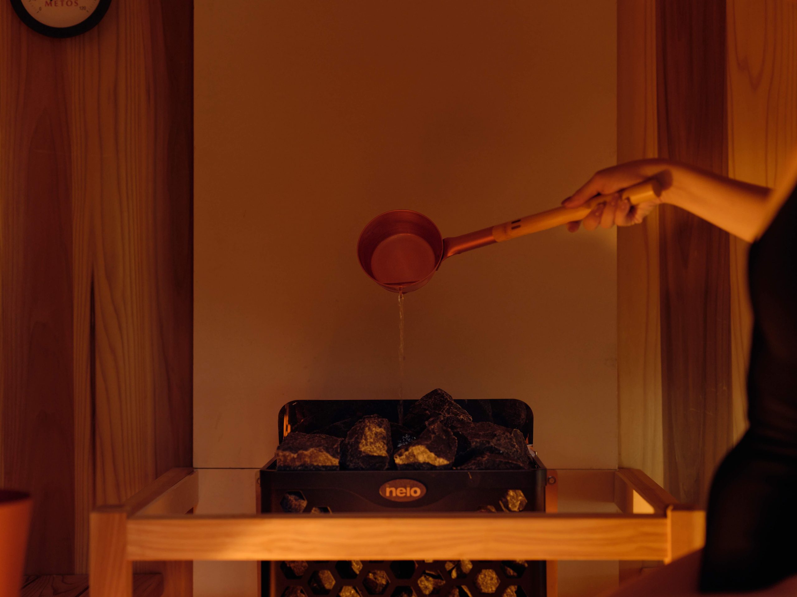 おちあいろうのお風呂・川辺サウナ