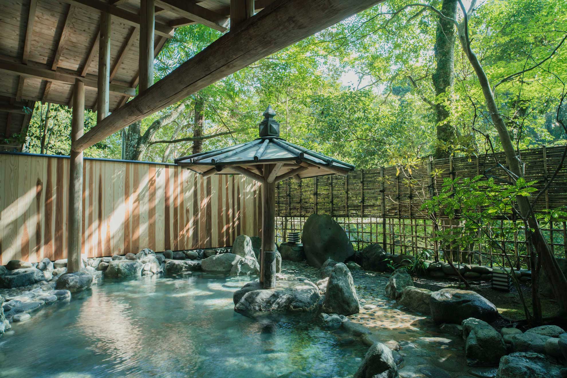 Ochiairo's private open-air bath Hoshi no Yu